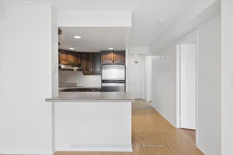 Photo 7 at 623 - 2020 McNicoll Avenue, Milliken, Toronto