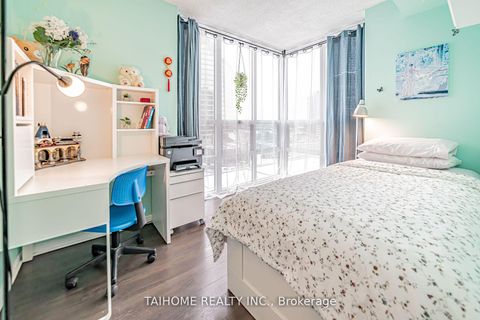 Photo 11 at 702 - 1 Pemberton Avenue, Newtonbrook East, Toronto