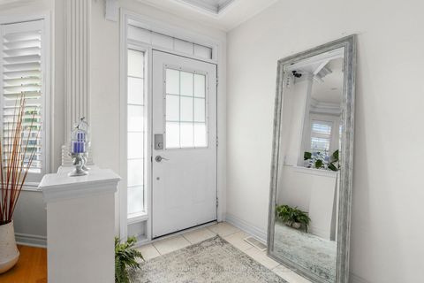 Photo 1 at 7 Storica Drive, Vellore Village, Vaughan