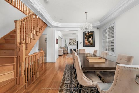 Photo 4 at 7 Storica Drive, Vellore Village, Vaughan
