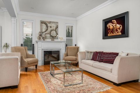 Photo 6 at 7 Storica Drive, Vellore Village, Vaughan
