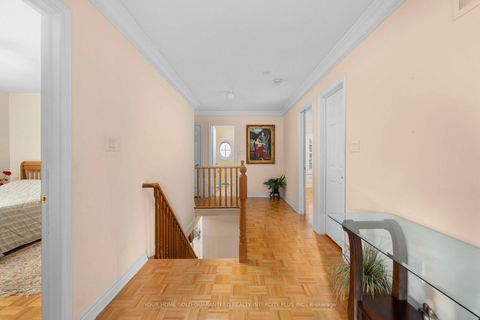 Photo 13 at 7 Storica Drive, Vellore Village, Vaughan