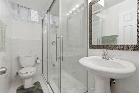 Photo 30 at 7 Storica Drive, Vellore Village, Vaughan