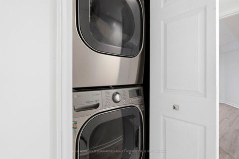 Photo 32 at 7 Storica Drive, Vellore Village, Vaughan