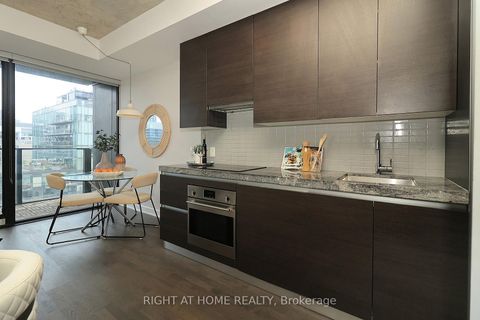 Photo 9 at 629 King Street W, Waterfront Communities C1, Toronto