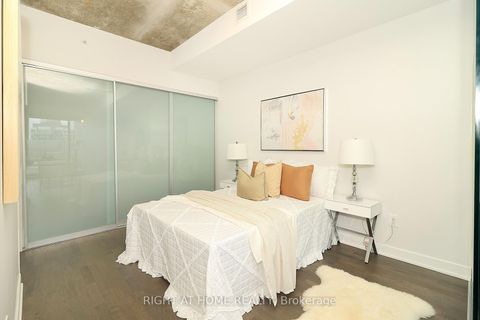 Photo 10 at 629 King Street W, Waterfront Communities C1, Toronto