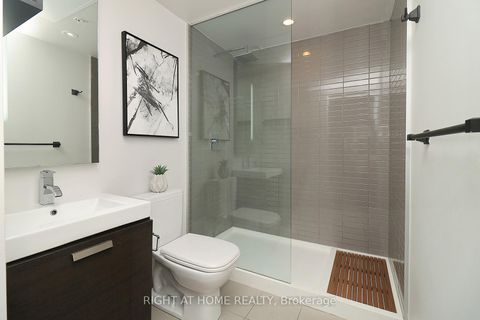Photo 13 at 629 King Street W, Waterfront Communities C1, Toronto