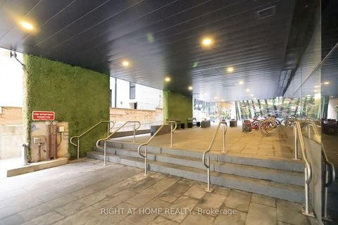 Photo 28 at 629 King Street W, Waterfront Communities C1, Toronto