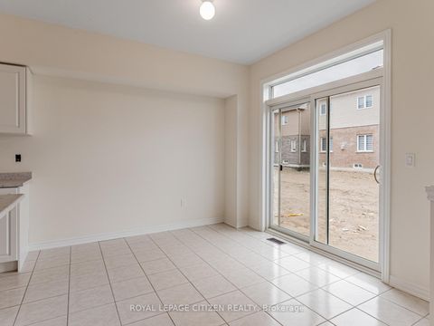 Photo 13 at 165 Hawkins Street, Sutton & Jackson's Point, Georgina