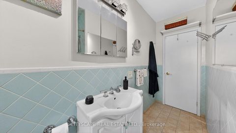 Photo 24 at 79 Paperbirch Drive, Don Mills, Toronto