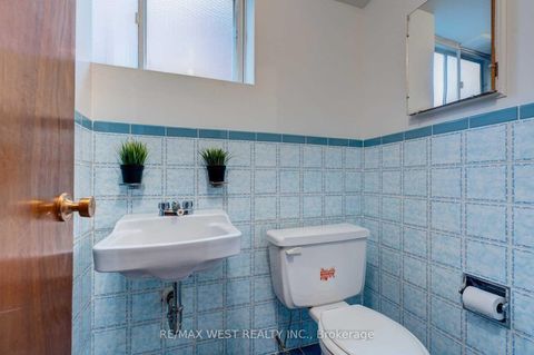 Photo 17 at 29 Fulwell Crescent, York University Heights, Toronto