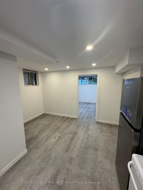 Photo 33 at 29 Fulwell Crescent, York University Heights, Toronto