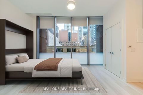 Photo 17 at 201 - 357 King Street W, Waterfront Communities C1, Toronto