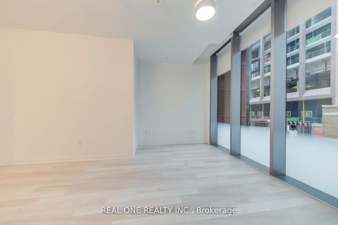 Photo 20 at 201 - 357 King Street W, Waterfront Communities C1, Toronto