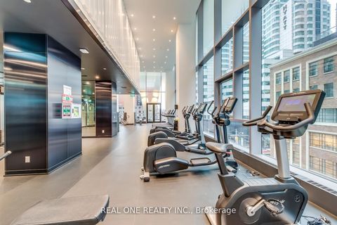 Photo 37 at 201 - 357 King Street W, Waterfront Communities C1, Toronto