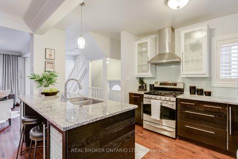 Photo 9 at 331 Millwood Road, Mount Pleasant East, Toronto