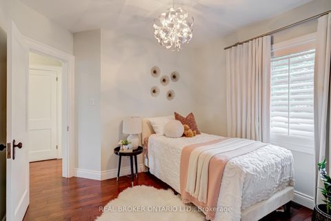 Photo 21 at 331 Millwood Road, Mount Pleasant East, Toronto