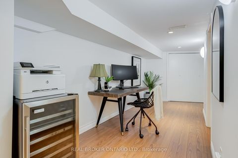 Photo 29 at 331 Millwood Road, Mount Pleasant East, Toronto