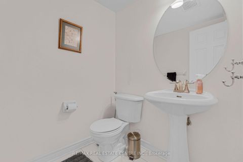 Photo 21 at 507 Rourke Place, College Manor, Newmarket