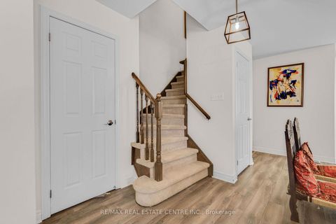 Photo 22 at 507 Rourke Place, College Manor, Newmarket