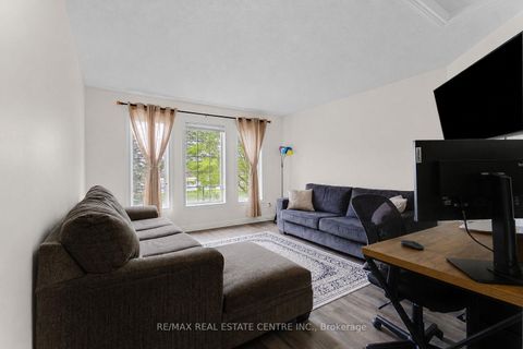 Photo 23 at 507 Rourke Place, College Manor, Newmarket