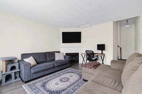 Photo 24 at 507 Rourke Place, College Manor, Newmarket