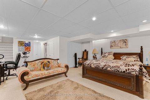 Photo 41 at 507 Rourke Place, College Manor, Newmarket