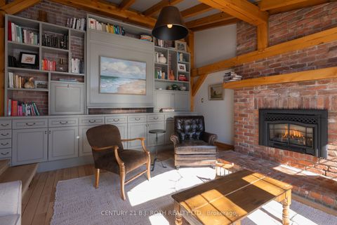 Photo 13 at 90 Cumberland Street, Allandale, Barrie