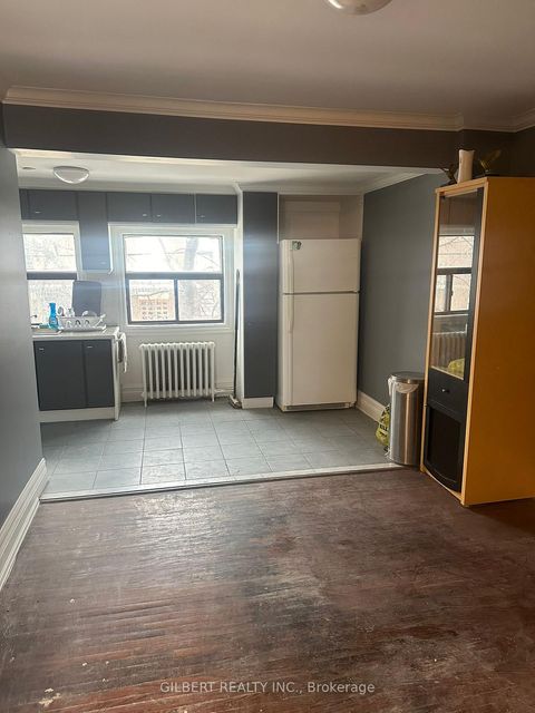 Photo 10 at 405 Westmount Avenue, Oakwood Village, Toronto