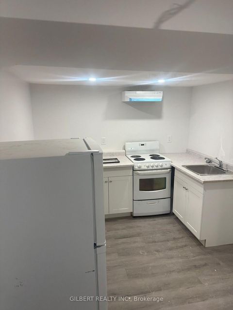 Photo 13 at 405 Westmount Avenue, Oakwood Village, Toronto