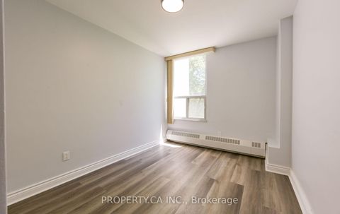 Photo 9 at 207 - 60 Pavane Linkway, Flemingdon Park, Toronto