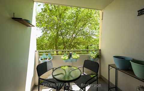 Photo 12 at 207 - 60 Pavane Linkway, Flemingdon Park, Toronto