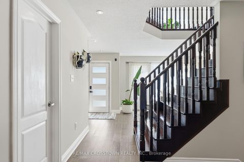 Photo 2 at 17 Counsellor Terrace, Shore, Barrie