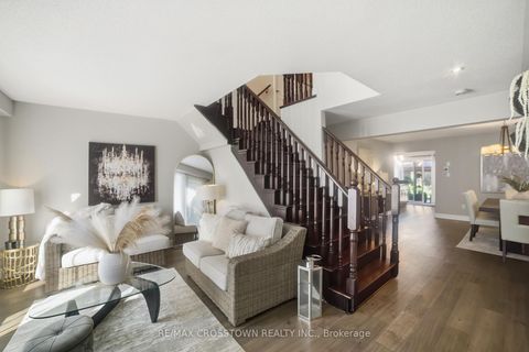 Photo 4 at 17 Counsellor Terrace, Shore, Barrie