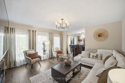 Photo 11 at 17 Counsellor Terrace, Shore, Barrie