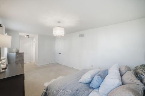 Photo 17 at 17 Counsellor Terrace, Shore, Barrie