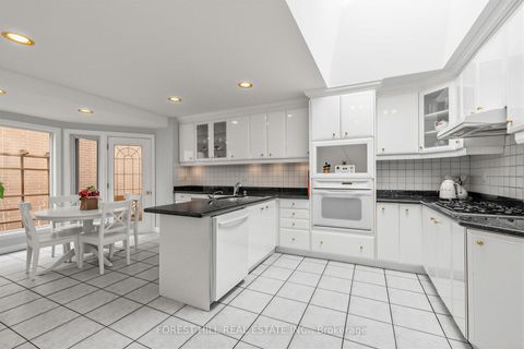 Photo 8 at 29 Foxwarren Drive, Bayview Village, Toronto