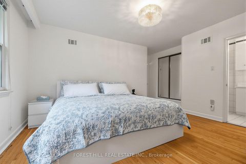 Photo 14 at 29 Foxwarren Drive, Bayview Village, Toronto