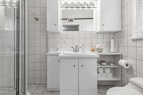 Photo 15 at 29 Foxwarren Drive, Bayview Village, Toronto
