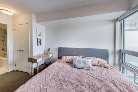 Photo 7 at 520 - 120 Varna Drive, Lawrence, Toronto