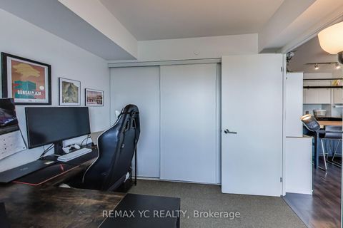 Photo 11 at 520 - 120 Varna Drive, Lawrence, Toronto