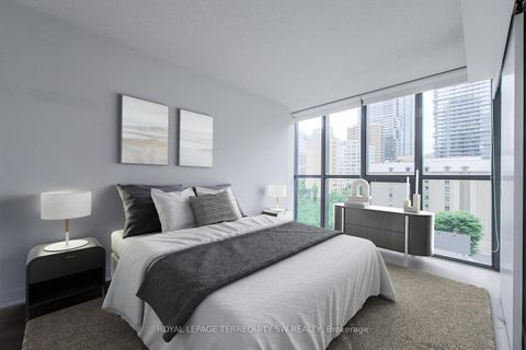 Photo 4 at 707 - 110 Charles Street E, Yonge Corridor, Toronto