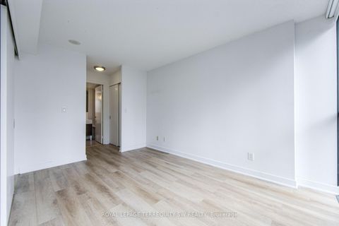 Photo 18 at 707 - 110 Charles Street E, Yonge Corridor, Toronto