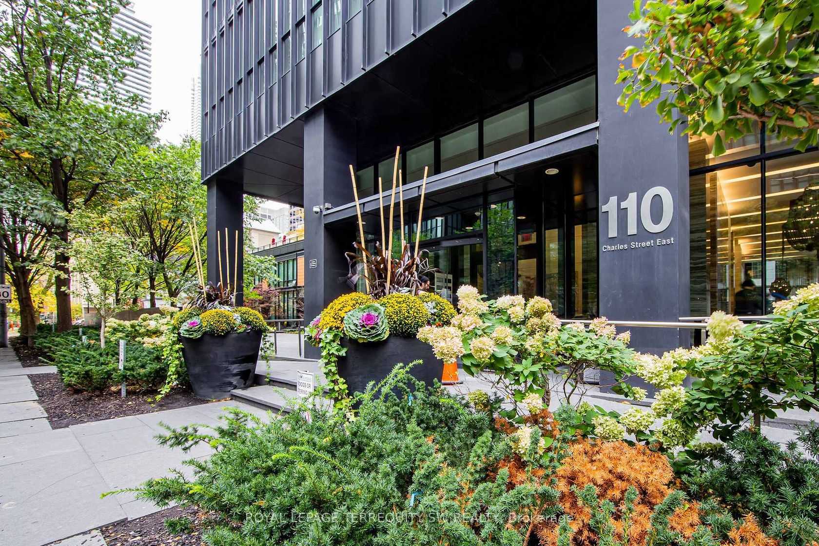 707 - 110 Charles Street E, Yonge Corridor, Toronto 