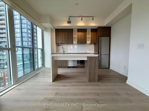Photo 2 at 1009 - 200 Sackville Street, Regent Park, Toronto