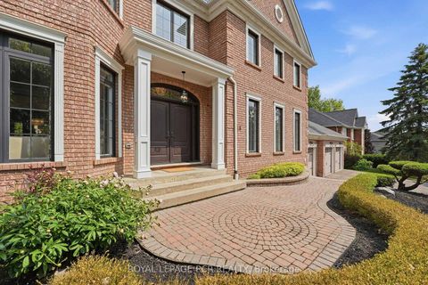 Photo 1 at 48 Hodgkinson Crescent, Hills of St Andrew, Aurora