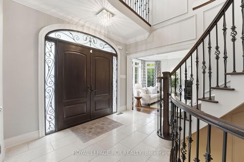 Photo 2 at 48 Hodgkinson Crescent, Hills of St Andrew, Aurora