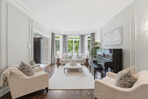 Photo 7 at 48 Hodgkinson Crescent, Hills of St Andrew, Aurora