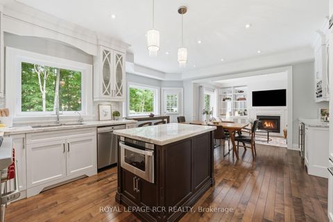 Photo 11 at 48 Hodgkinson Crescent, Hills of St Andrew, Aurora