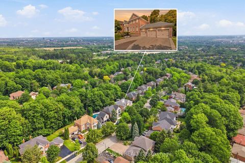 Photo 43 at 48 Hodgkinson Crescent, Hills of St Andrew, Aurora